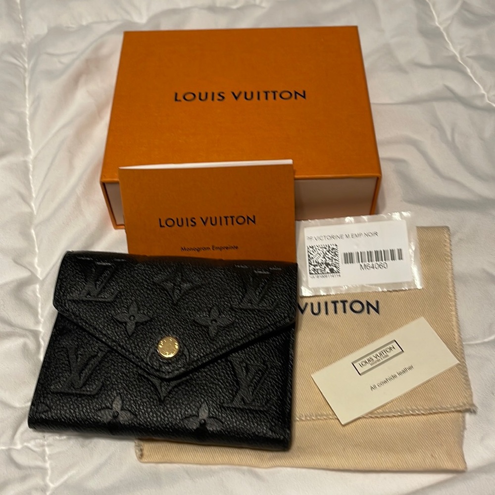 100% Authentic LV Victorine Wallet
